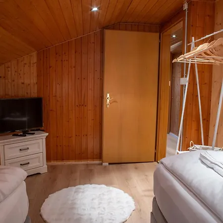 Santa Maria * קנדרסטג